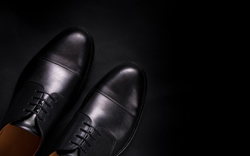 Giày Oxford cap toe