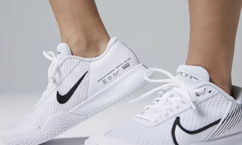 Trải nghiệm chơi tennis với Nike Court Air Zoom Vapor Pro