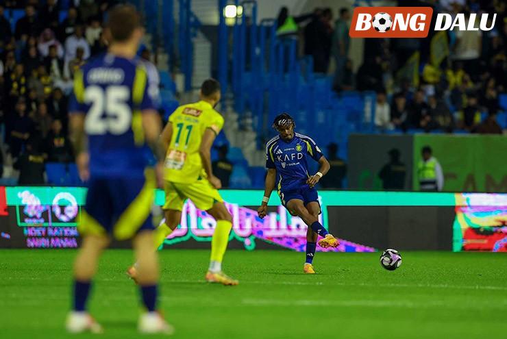 Al Nassr gặp khó trước Al Khaleej