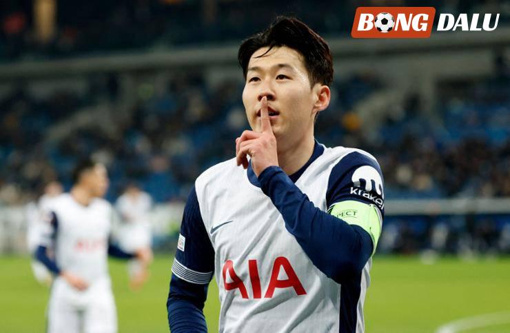 Son Heung Min đã ghi cú đúp trong chiến thắng 3-2 của Tottenham trước Hoffenheim