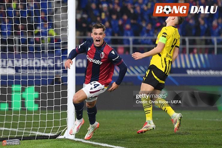 Bologna ngược dòng dẫn 2-1 chỉ trong 2 phút