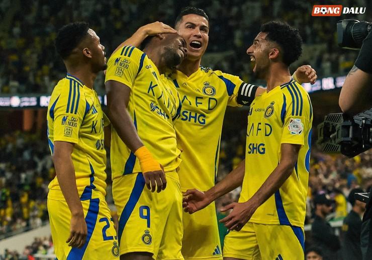 Al Nassr thắng nghẹt thở dù phải chơi thiếu người đầu hiệp 2