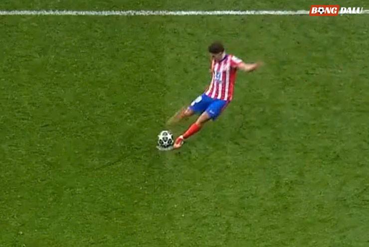Mundo Deportivo bày tỏ sự tiếc nuối về trận thua của Atletico