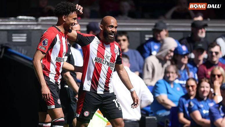 Brentford đang nắm ưu thế trong cuộc đua cho vị trí thứ 8