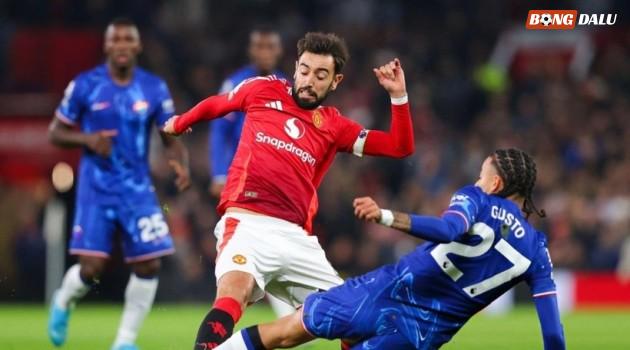 MU đã hết động lực và chỉ đá giữ chân, còn Chelsea phải thắng