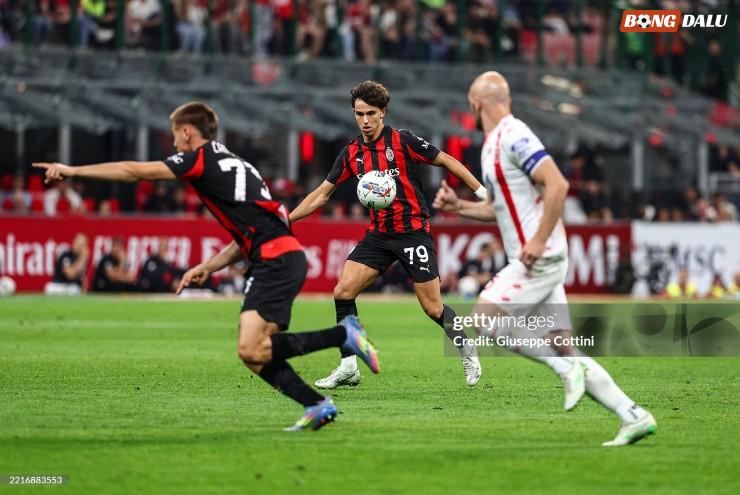 Joao Felix tỏa sáng 