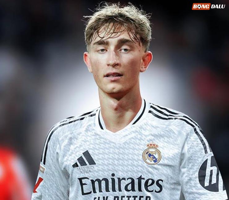 Huijsen sắp trở thành tân binh của Real Madrid