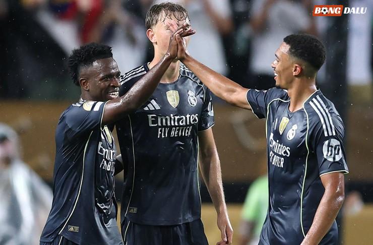 Real Madrid sẽ chạm trán Juventus ở vòng 1/8 FIFA Club World Cup