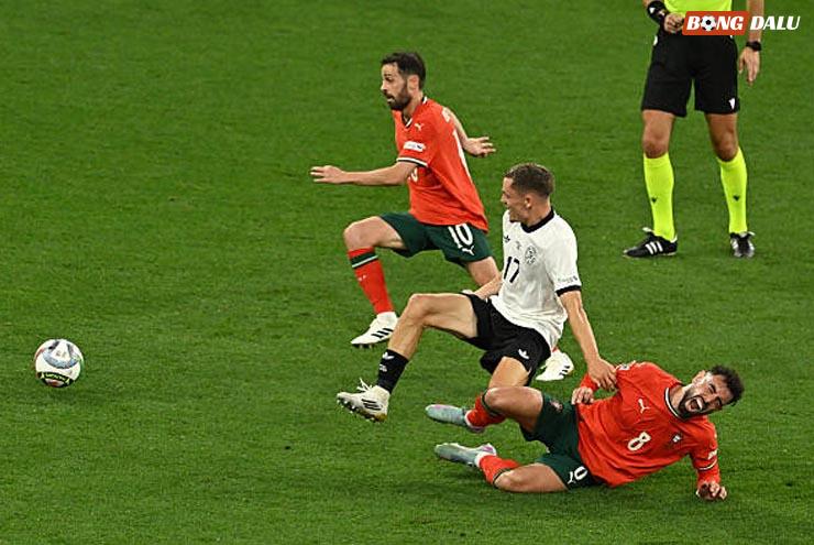 Pha tranh chấp giữa Wirtz và Fernandes