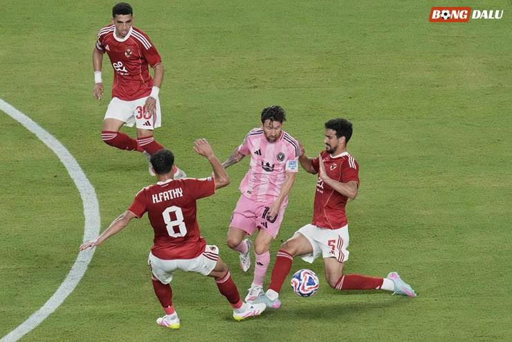 Sắp bước sang tuổi 38, Messi vẫn thi đấu tuyệt hay