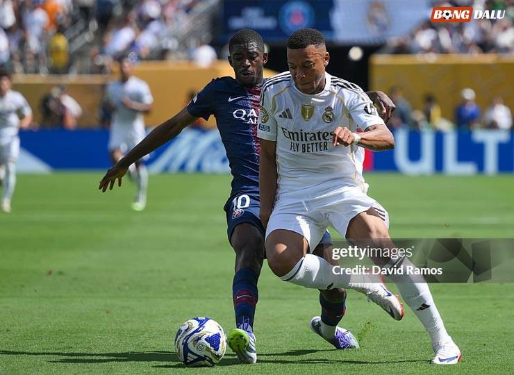Mbappe không có sự thay đổi từ khi đến Real Madrid