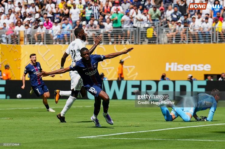 PSG vượt trội hoàn toàn Real Madrid